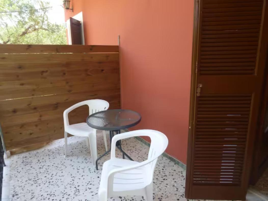 Geramia Apartamento Melíssia Exterior foto